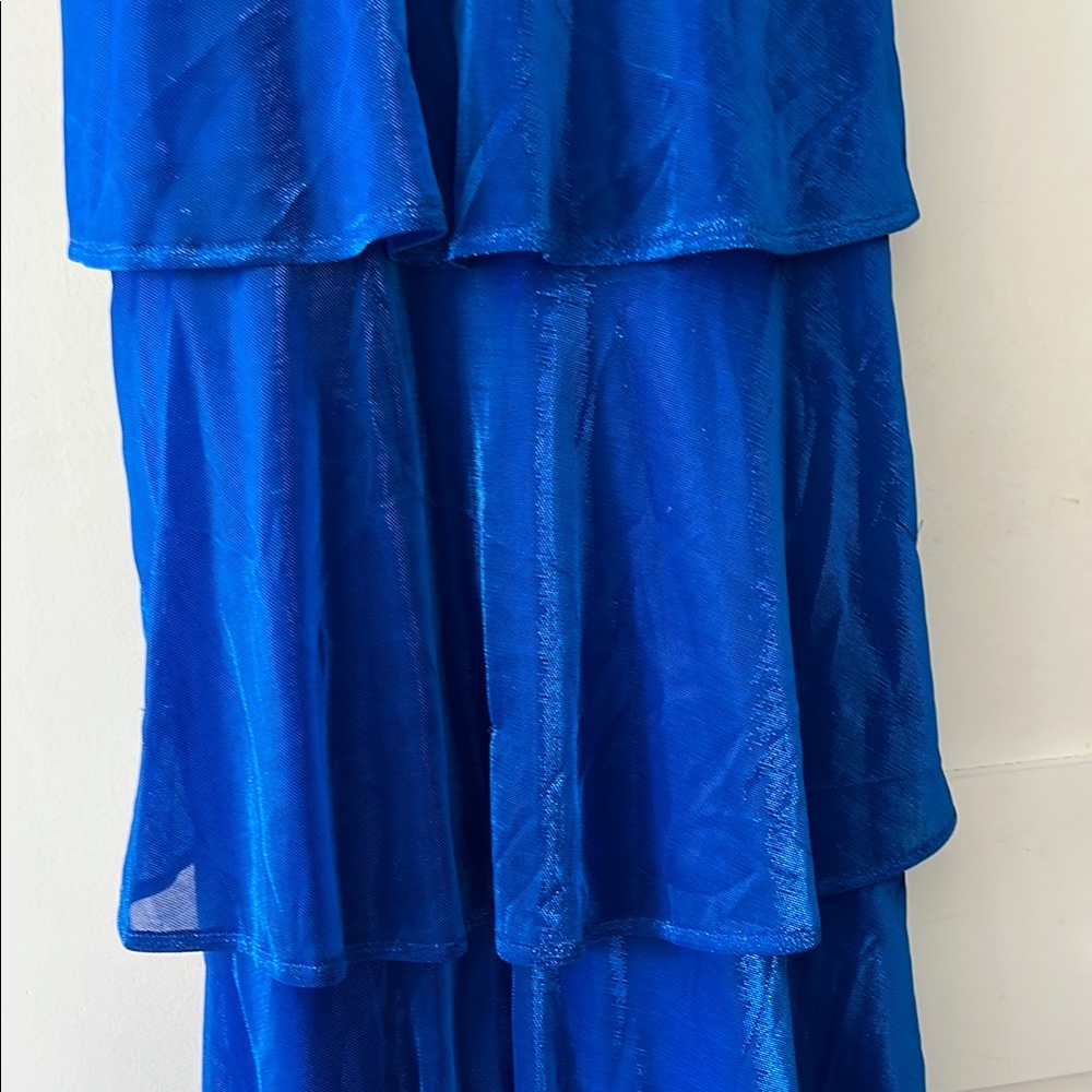 Elegant Blue Tiered Maxi Dress - Picture 5 of 8